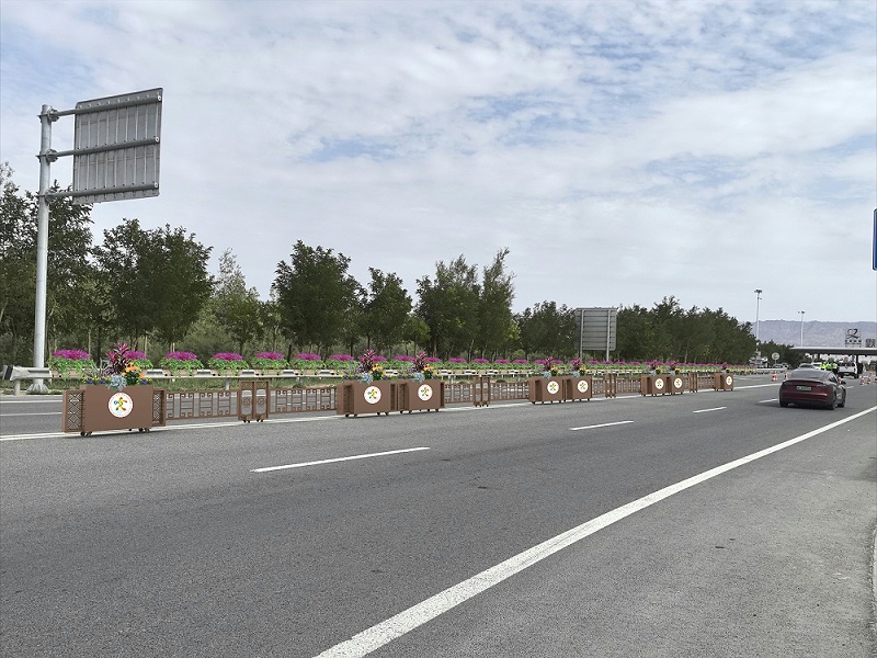 三兔共耳卷草纹版花箱单体正面